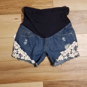 Maternity shorts